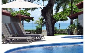 Agua Dulce On The Beach
